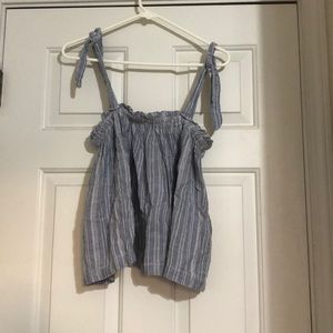 Hollister tie shoulder top